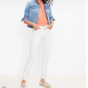 Loft modern skinny white low rise jeans size 26